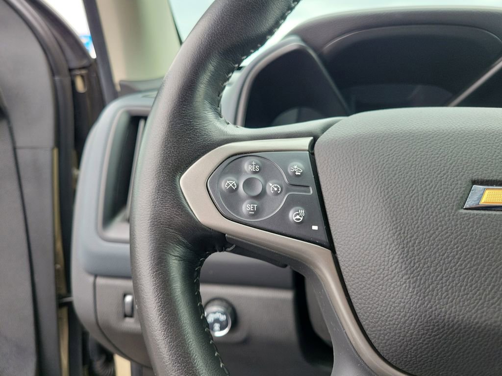 Used 2022 Chevrolet Colorado Z71 w/ Safety Package AWD/4WD image 24