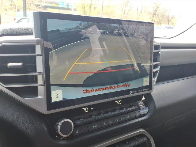 Used 2022 Toyota Tundra SR5 w/ SR5 Premium Package image 15