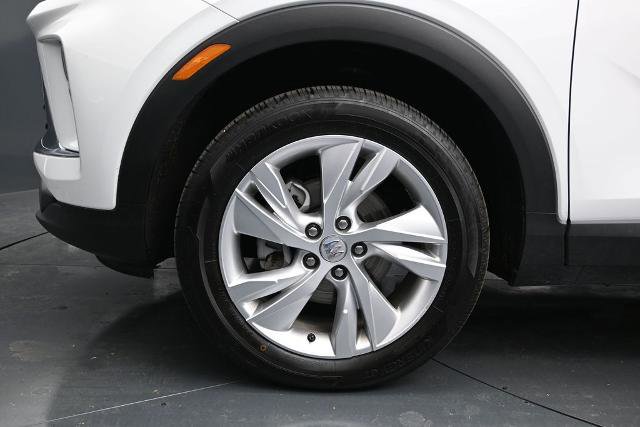 Used 2025 Buick Encore GX Preferred AWD/4WD image 15