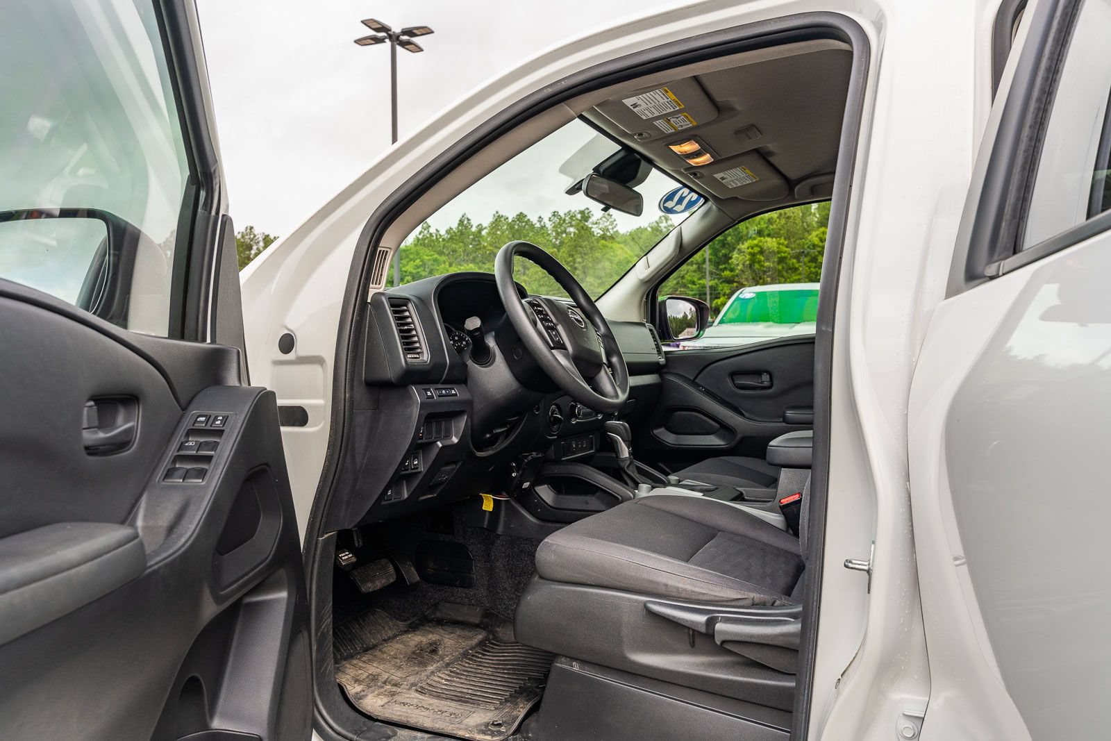 Used 2022 Nissan Frontier S w/ Technology Package AWD/4WD image 18