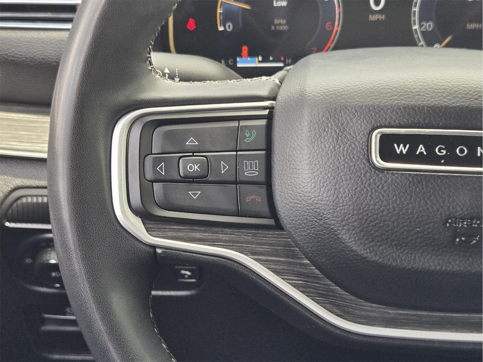 Used 2023 Jeep Wagoneer Series II AWD/4WD image 26