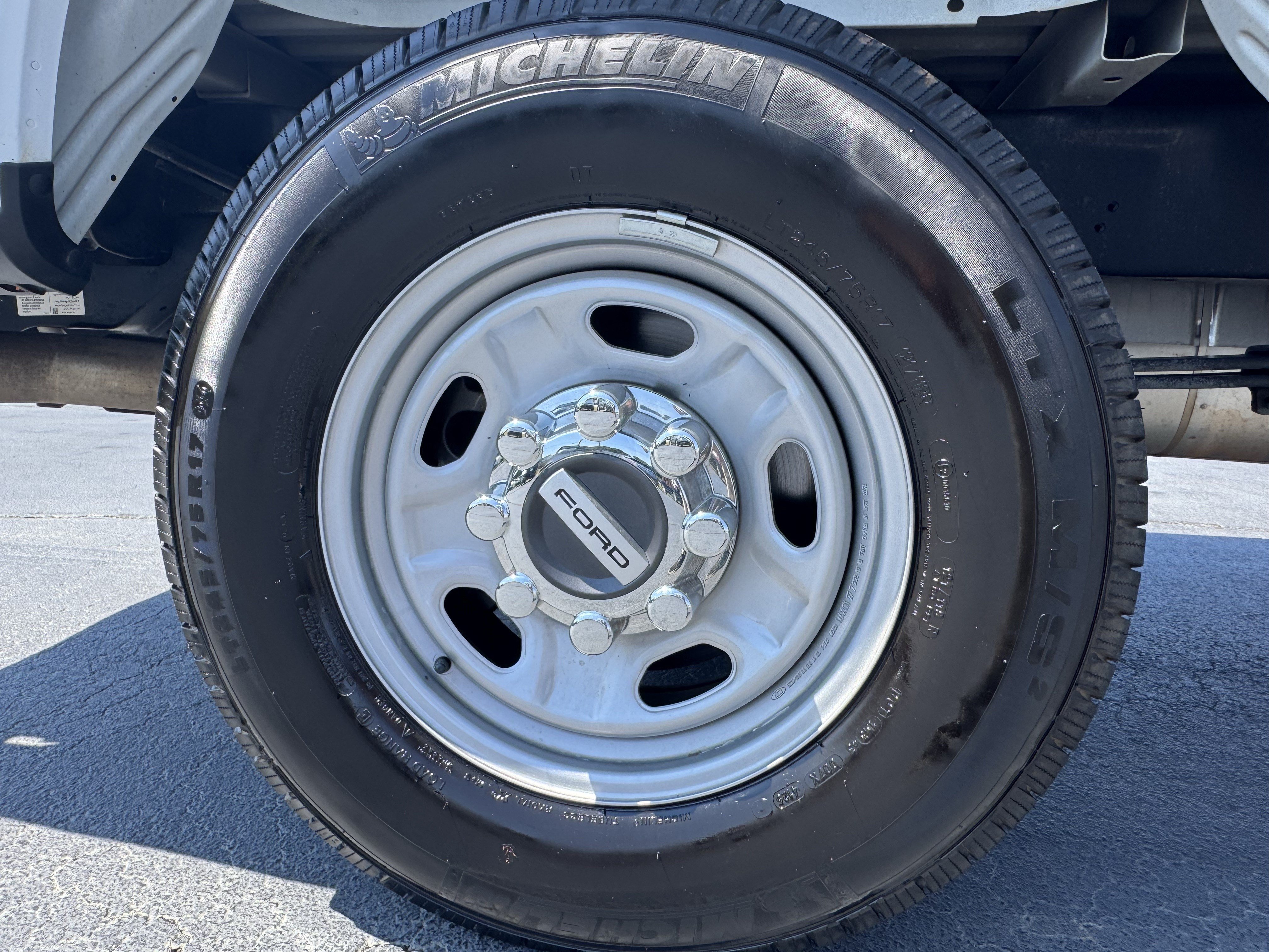 Certified 2026 Ford F250 XL w/ XL Chrome Package AWD/4WD image 18