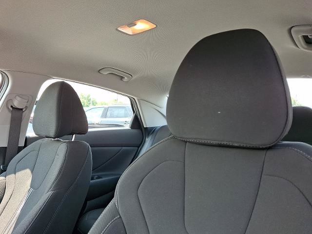 Used 2023 Hyundai Elantra SEL w/ Convenience Package FWD image 14