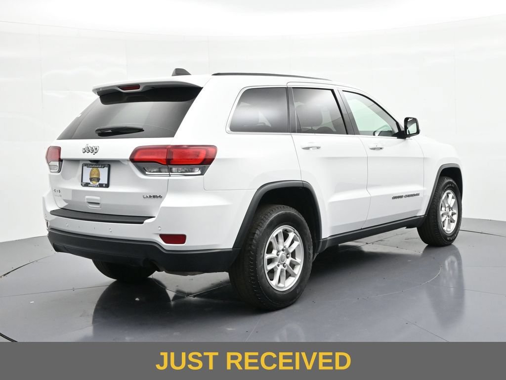 Used 2020 Jeep Grand Cherokee Laredo AWD/4WD image 6