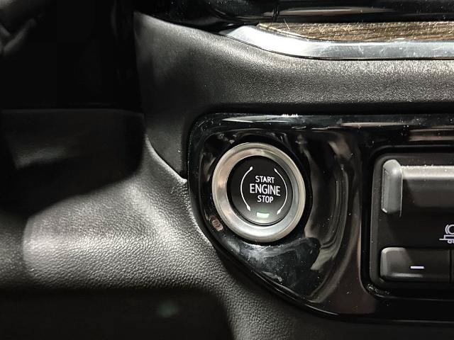 Used 2023 Chevrolet Silverado 1500 LT RWD image 24
