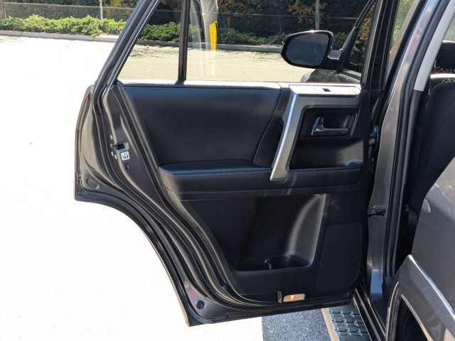 Used 2019 Toyota 4Runner SR5 image 29