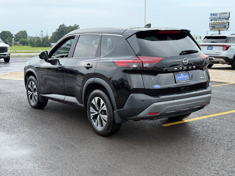Used 2023 Nissan Rogue SV w/ SV Premium B Package FWD image 3