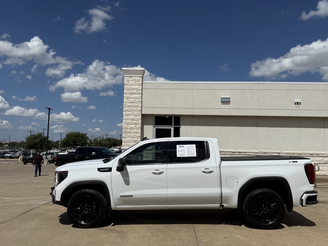 Used 2024 GMC Sierra 1500 Elevation w/ X31 Off-Road Package AWD/4WD image 3