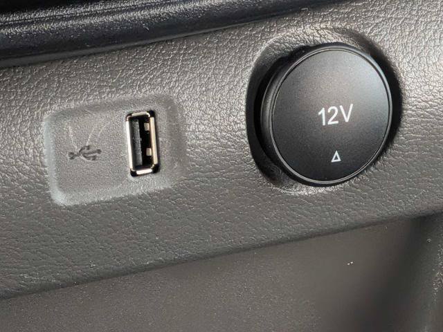 Certified 2023 Ford Transit 250 148 High Roof RWD image 26