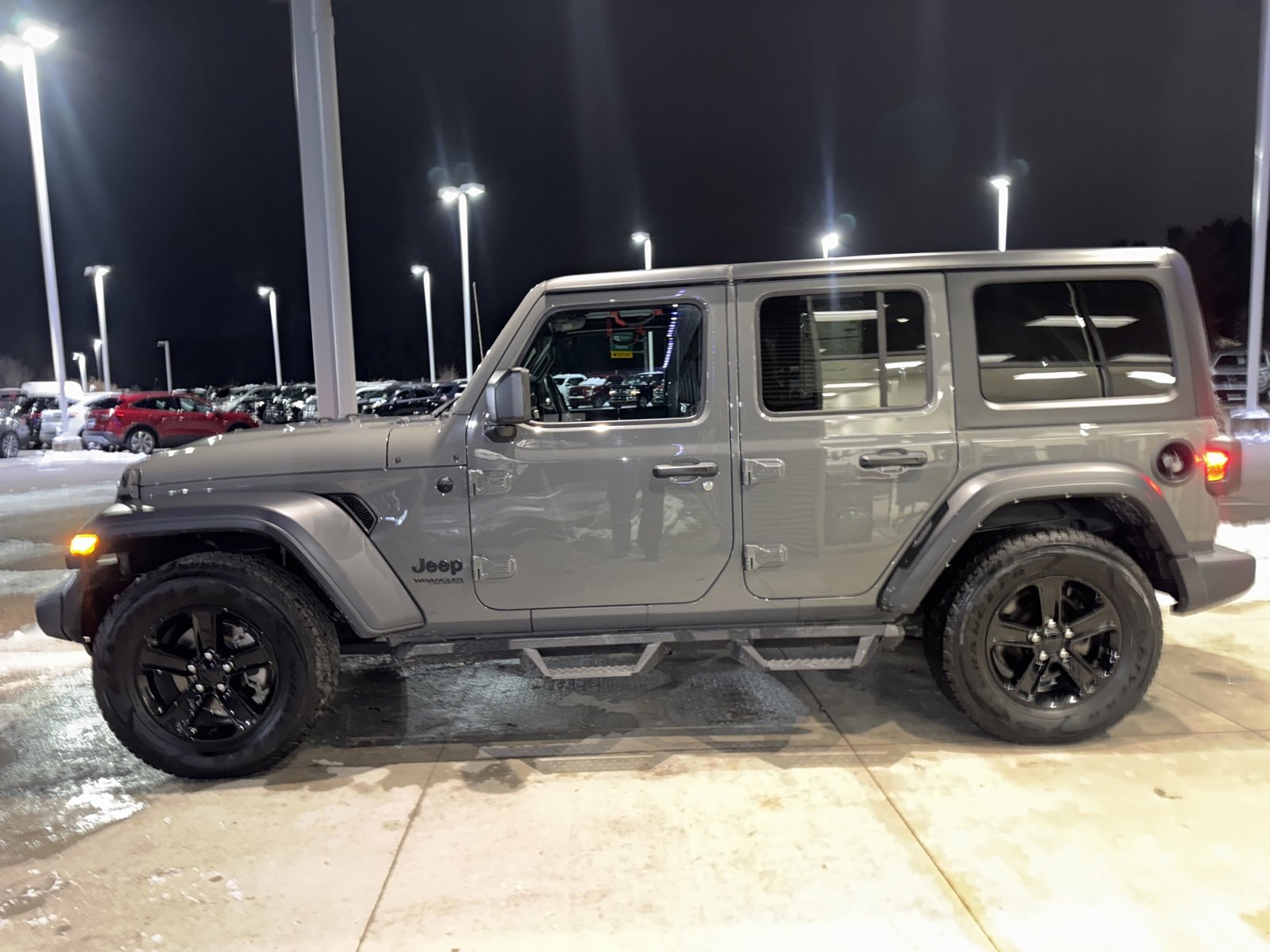 Used 2021 Jeep Wrangler Unlimited Sport image 4