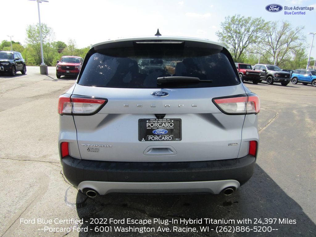 Certified 2022 Ford Escape Titanium FWD image 7