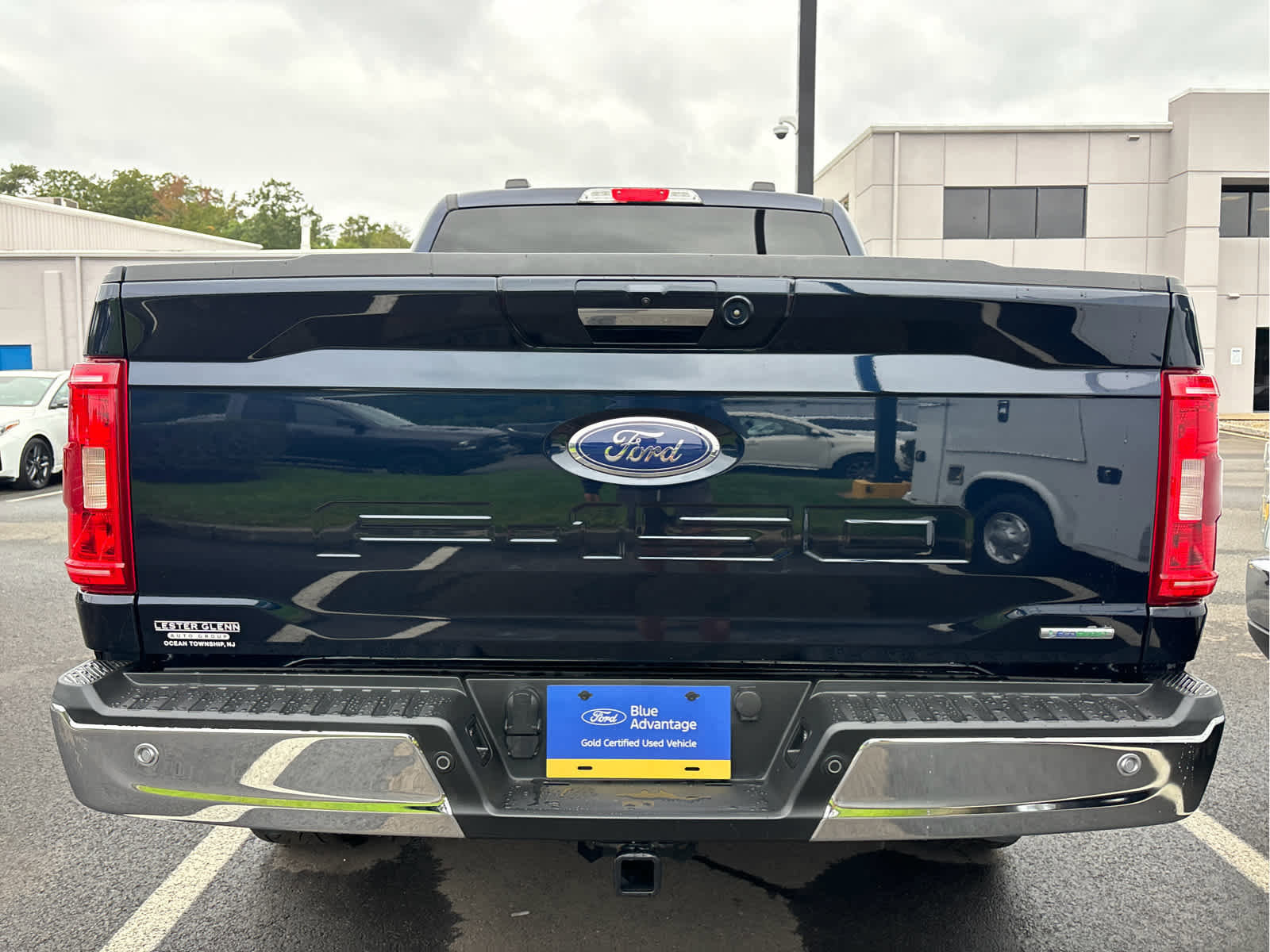 Certified 2022 Ford F150 XLT w/ Equipment Group 302A High image 4