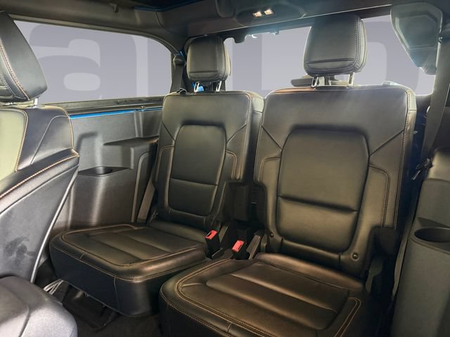 Certified 2023 Ford Bronco Badlands AWD/4WD image 16