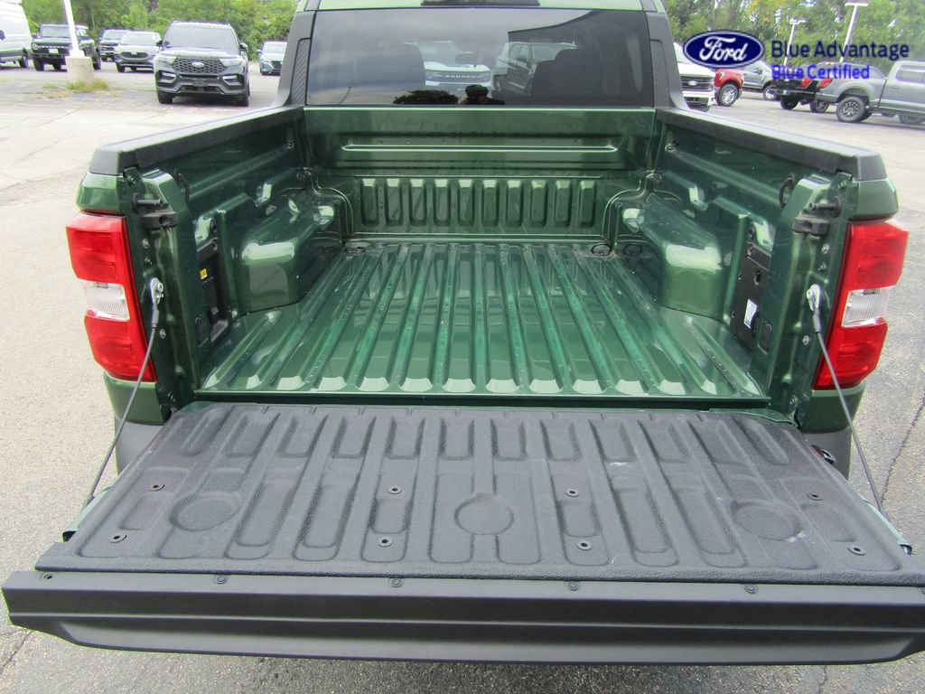 Certified 2025 Ford Maverick XLT w/ XLT Luxury Package AWD/4WD image 8