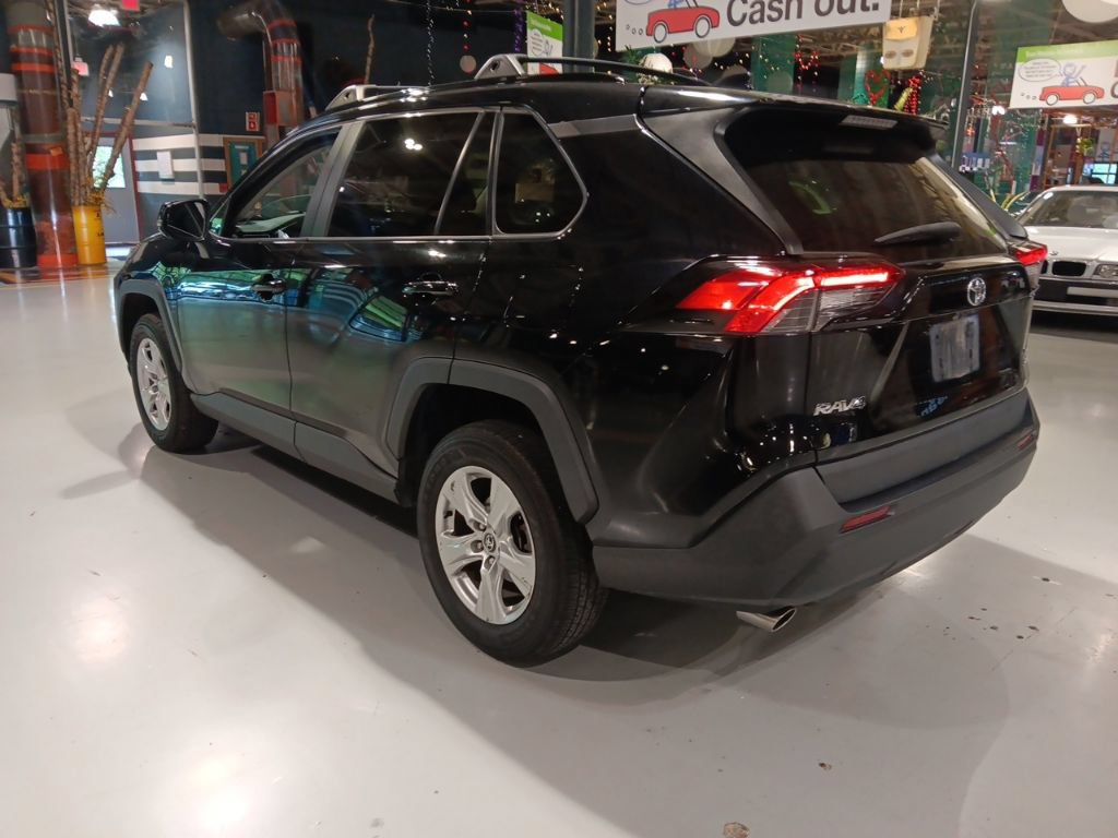 Used 2020 Toyota RAV4 XLE w/ Convenience Package AWD/4WD image 15