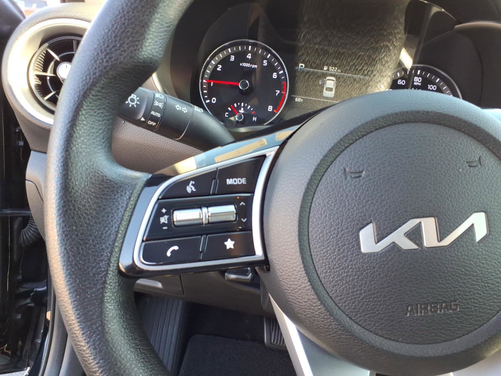 Used 2023 Kia Forte LXS w/ LXS Technology Package FWD image 16