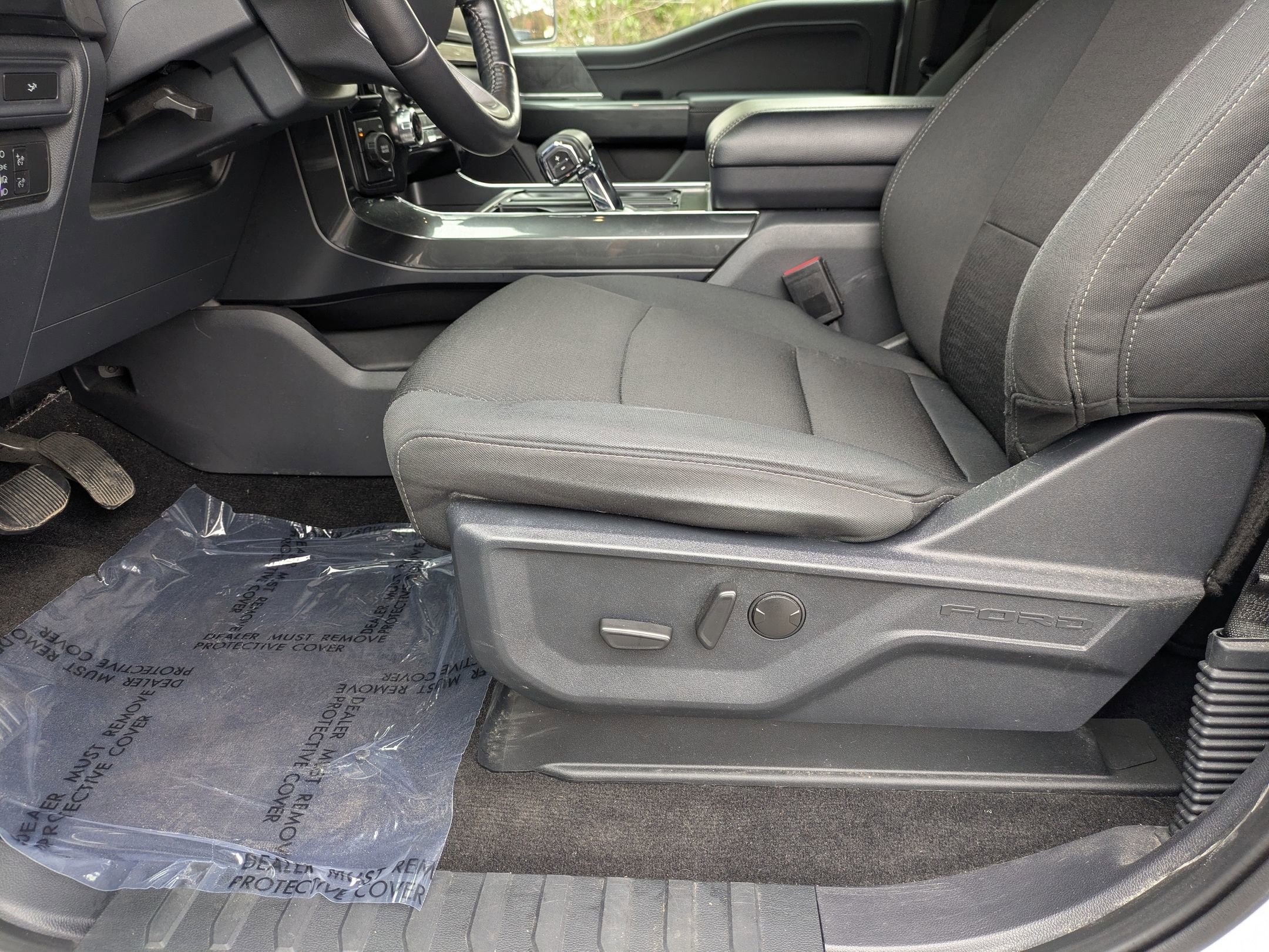 Certified 2022 Ford F150 XLT w/ Equipment Group 302A High image 12