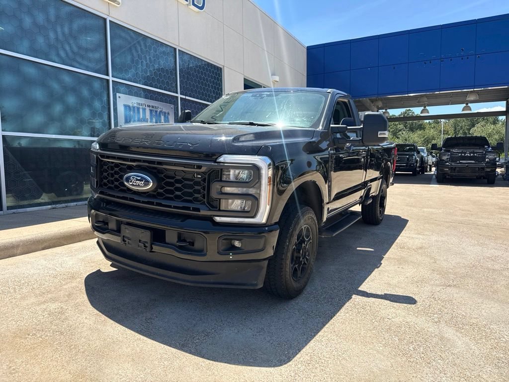 Certified 2025 Ford F350 XL w/ STX Appearance Package AWD/4WD image 4