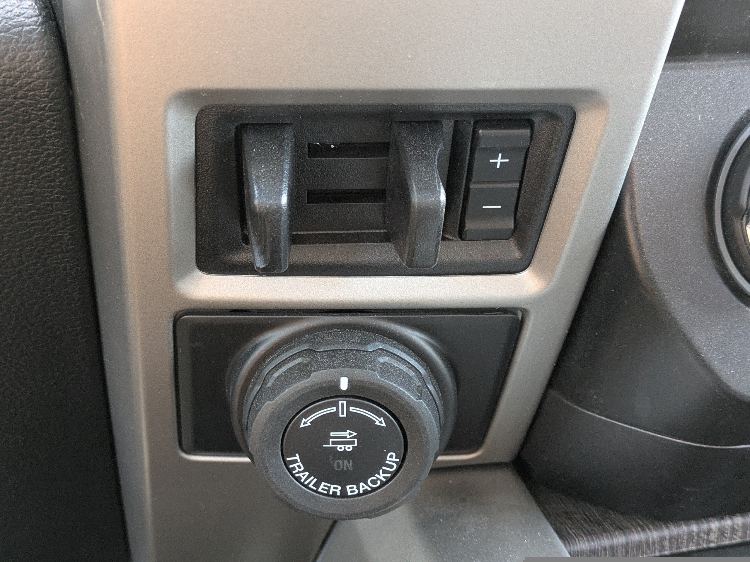 Certified 2020 Ford F250 Lariat AWD/4WD image 27