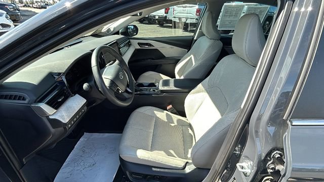 Used 2025 Toyota Camry XLE w/ Premium Plus Package FWD image 17