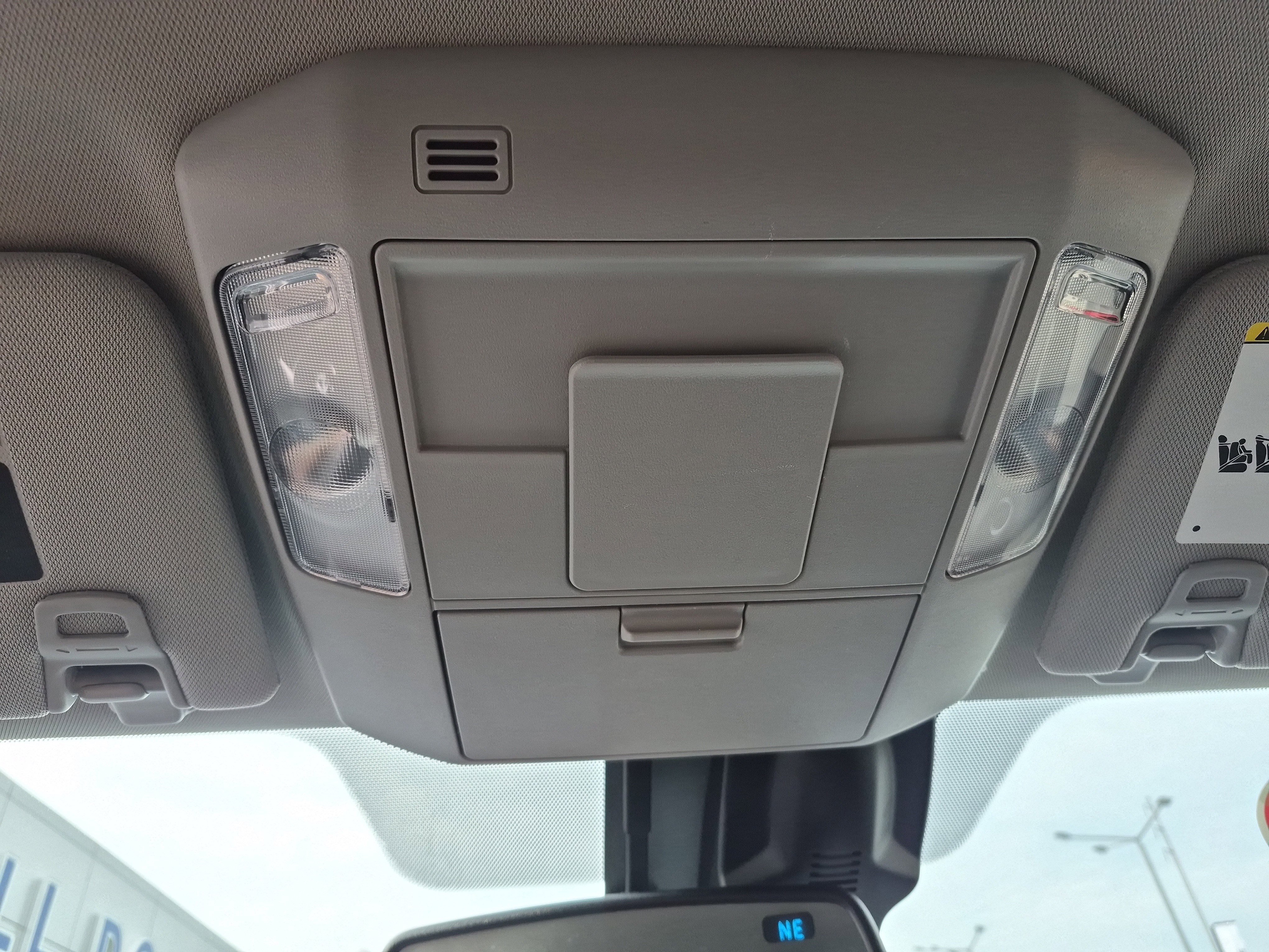 Used 2019 Toyota Tundra SR5 w/ SR5 Upgrade Package AWD/4WD image 39