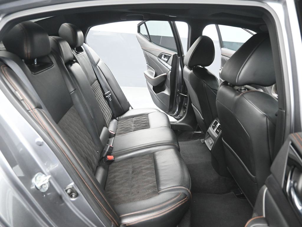 Used 2021 Nissan Maxima SR w/ Sport Mat Group image 26