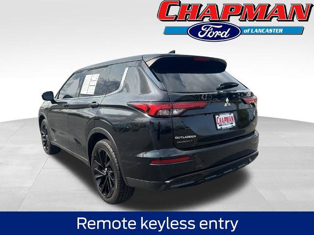 Used 2023 Mitsubishi Outlander SEL Black Edition AWD/4WD image 3