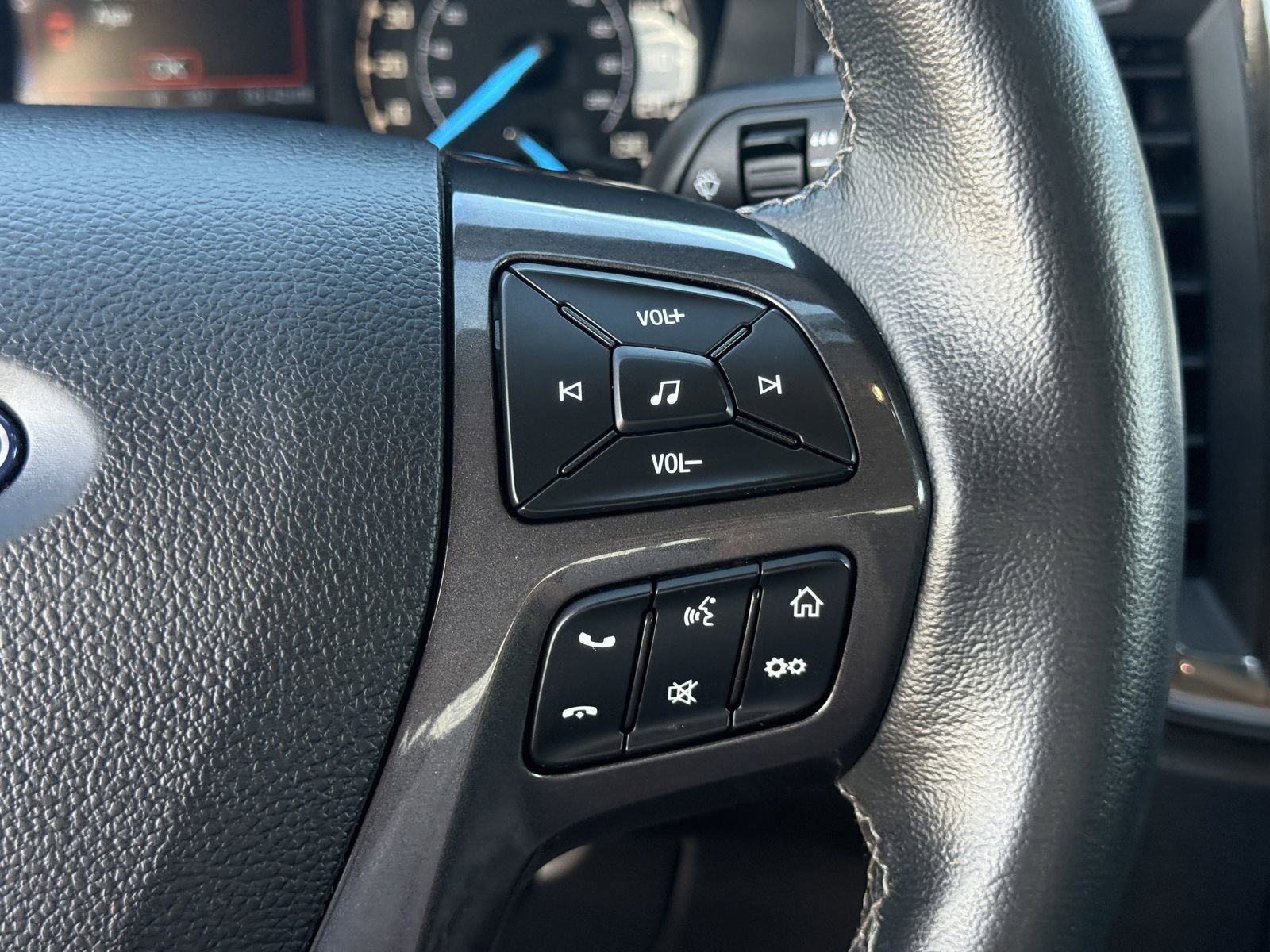 Certified 2022 Ford Ranger Lariat w/ Technology Package image 27