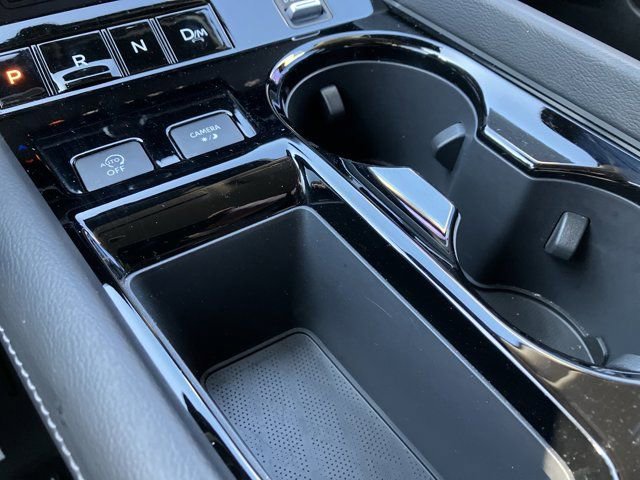 Used 2025 Nissan Murano SV image 16