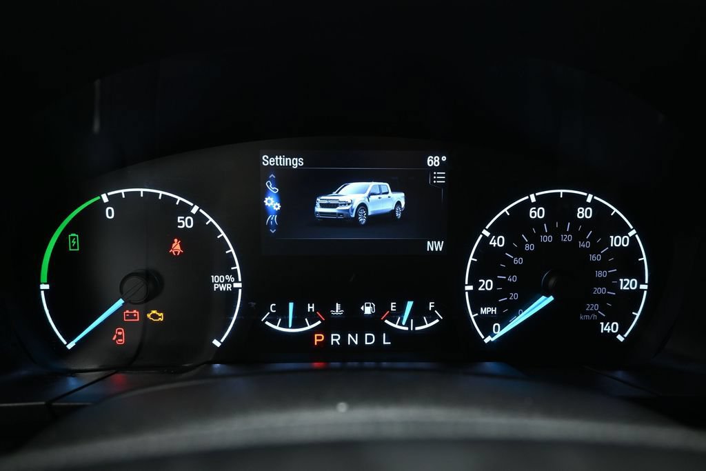 Certified 2023 Ford Maverick XLT FWD image 12