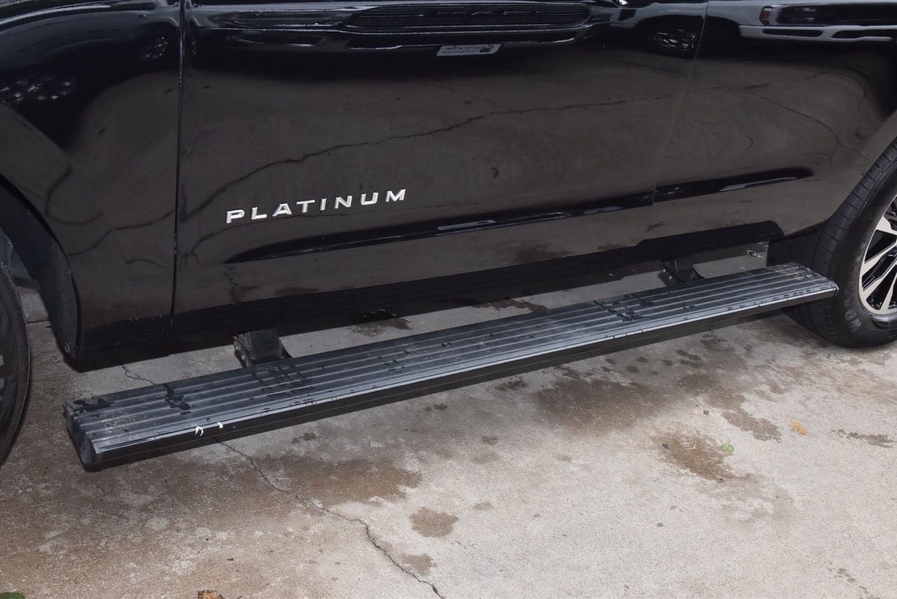 Certified 2025 Ford Expedition Platinum AWD/4WD image 40