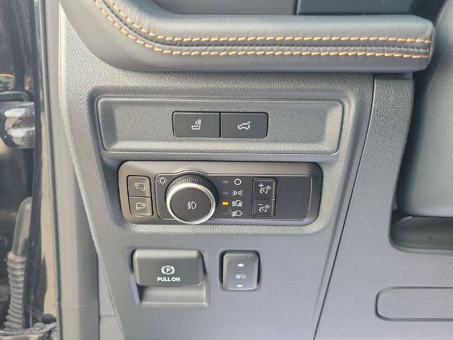 Certified 2023 Ford Expedition Platinum AWD/4WD image 24