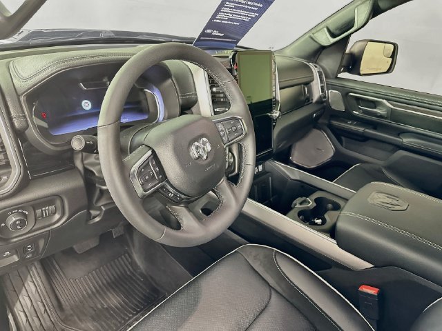 Used 2026 RAM 1500 Laramie AWD/4WD image 15