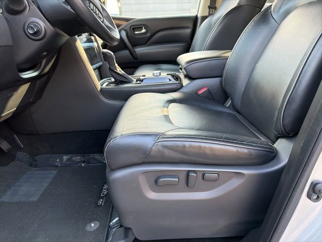 Used 2023 INFINITI QX80 Luxe w/ Cargo Package image 12