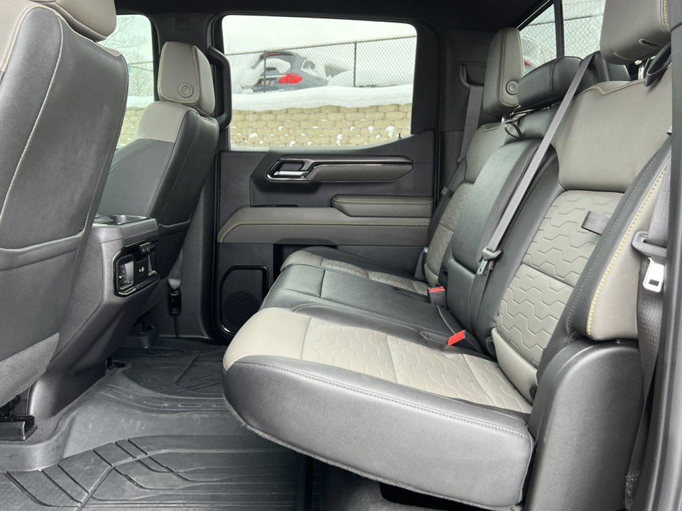 Used 2024 Chevrolet Silverado 1500 ZR2 image 11