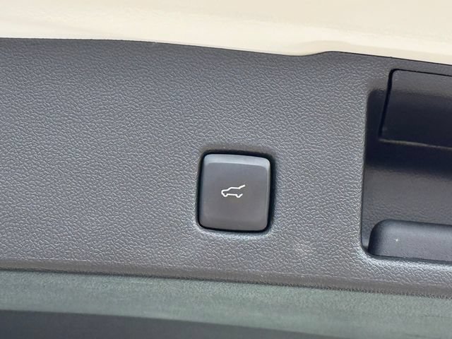 Certified 2023 Ford Escape ST-Line w/ Tech Pack #1 AWD/4WD image 29