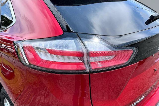 Certified 2023 Ford Edge Titanium AWD/4WD image 30