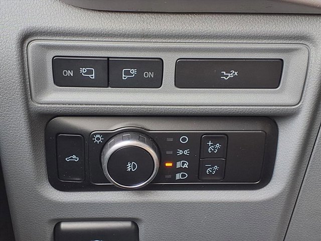 Certified 2023 Ford F150 XLT w/ Equipment Group 302A High image 21