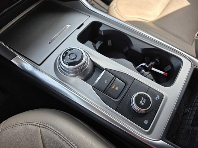 Certified 2023 Ford Explorer Limited AWD/4WD image 16