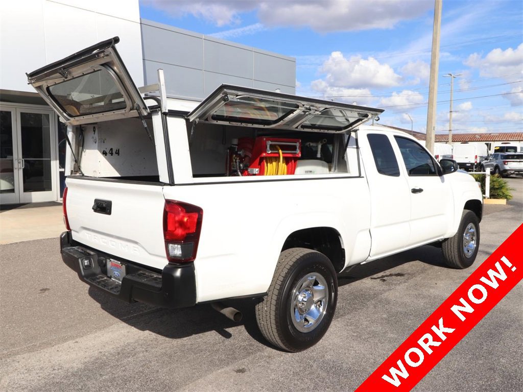 Used 2022 Toyota Tacoma SR image 8