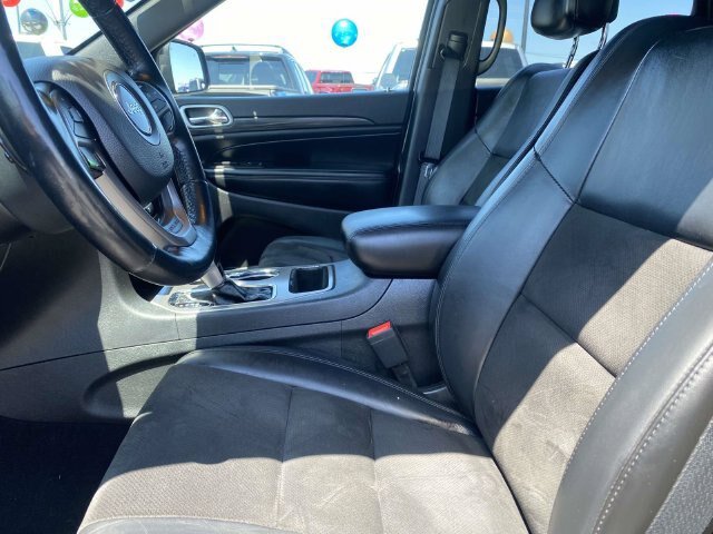 Used 2021 Jeep Grand Cherokee Laredo X RWD image 14