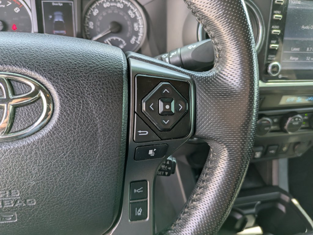 Used 2021 Toyota Tacoma TRD Off-Road RWD image 32