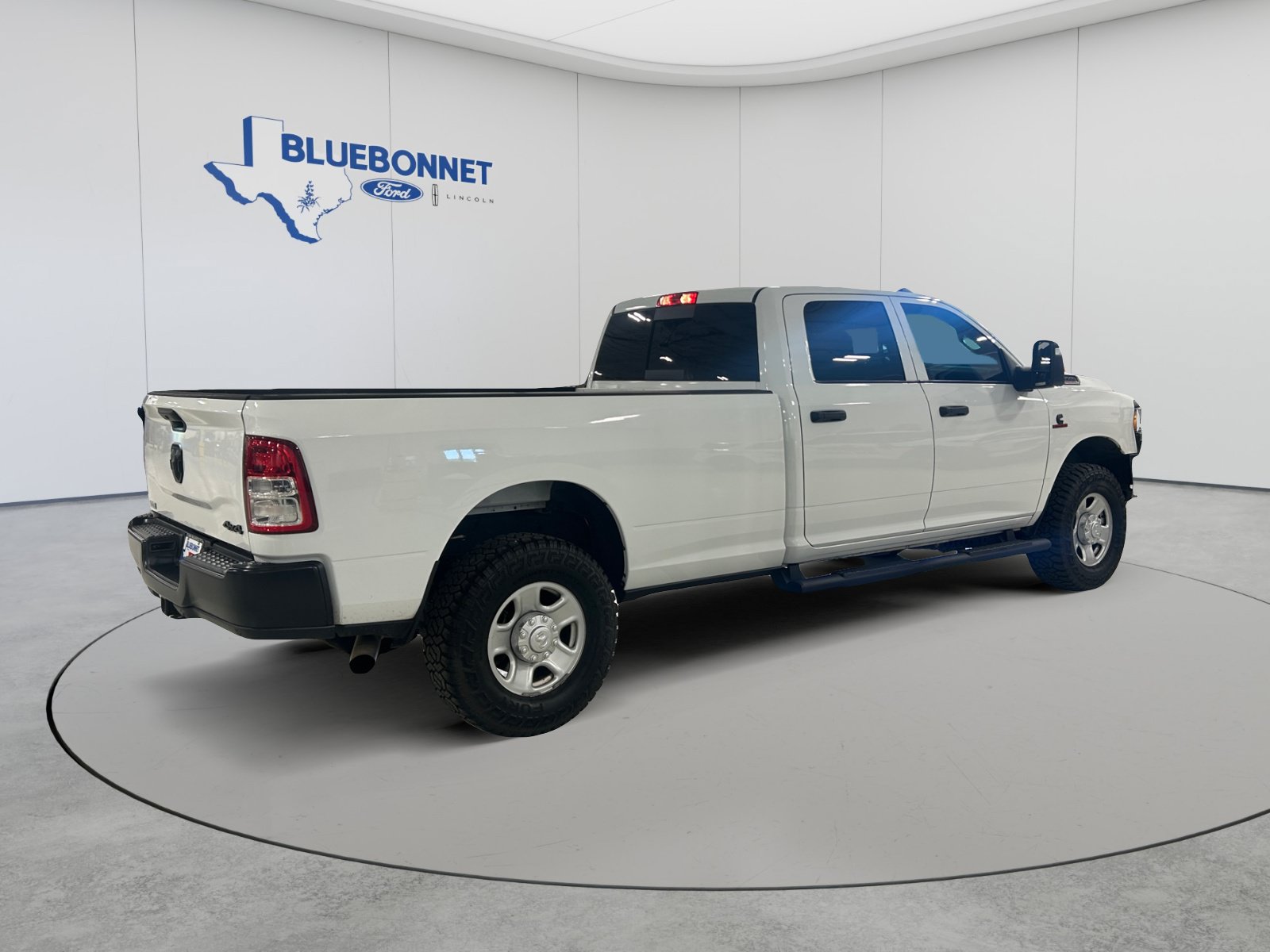 Used 2023 RAM 3500 Tradesman AWD/4WD image 5