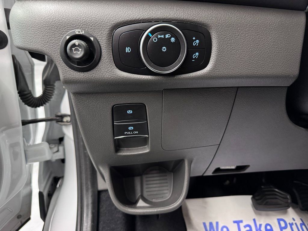 Certified 2022 Ford Transit 350 XLT RWD image 13