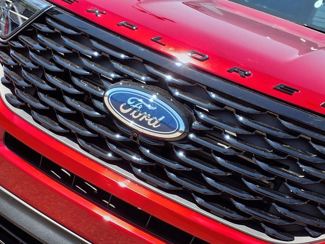 Certified 2024 Ford Explorer ST-Line w/ Class IV Trailer Tow Package AWD/4WD image 30