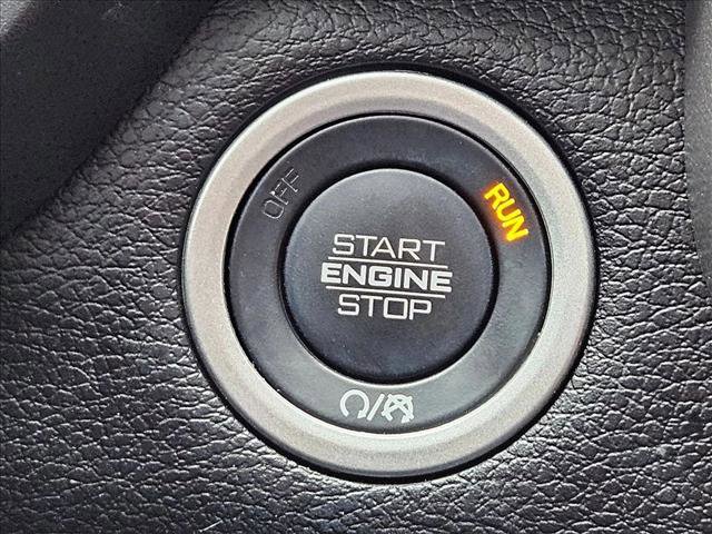 Used 2025 RAM 2500 Laramie AWD/4WD image 16