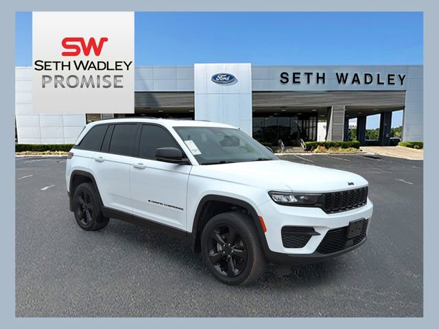 Used 2023 Jeep Grand Cherokee Altitude
