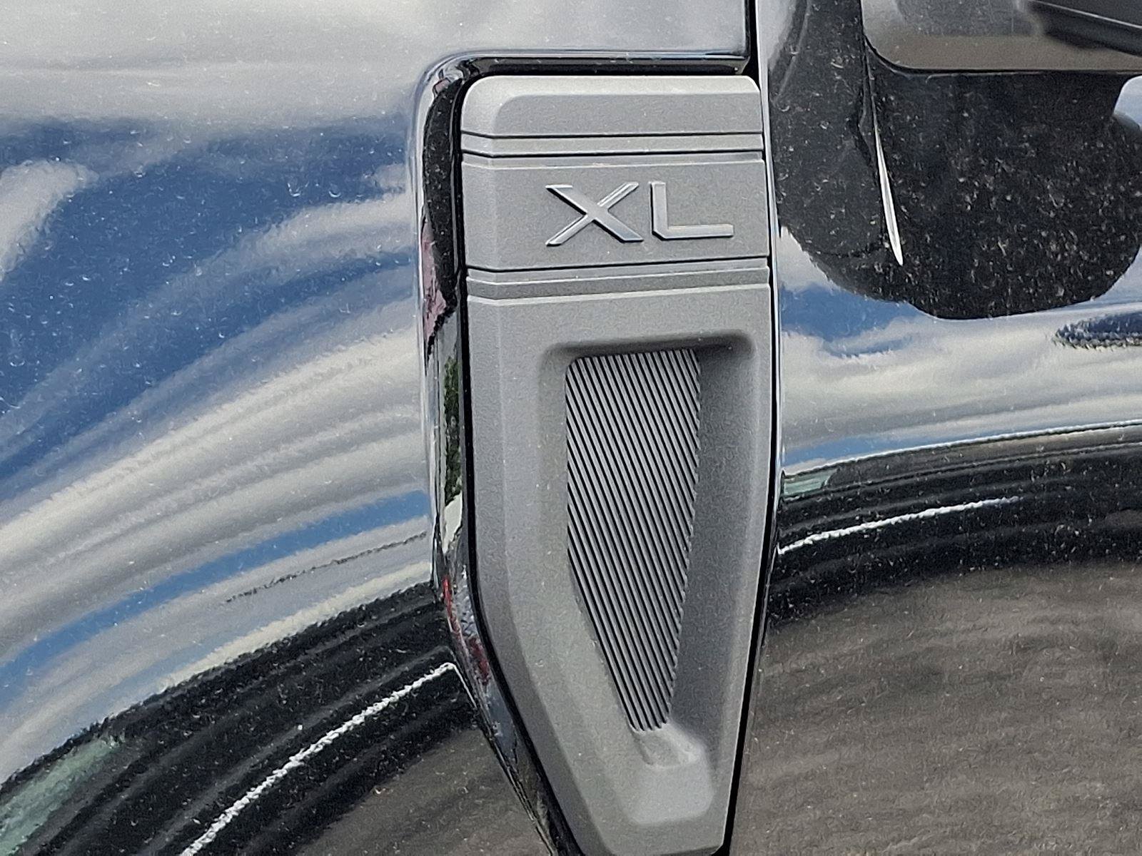 Certified 2024 Ford Maverick XL FWD image 29
