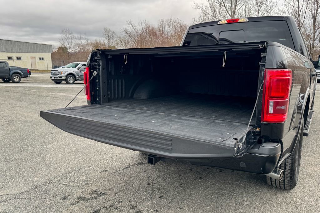 Certified 2017 Ford F150 Lariat image 21
