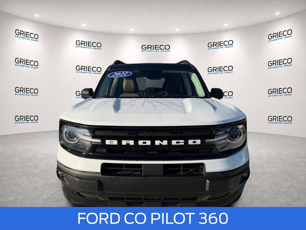 Certified 2021 Ford Bronco Sport Outer Banks w/ Outer Banks Package AWD/4WD image 2